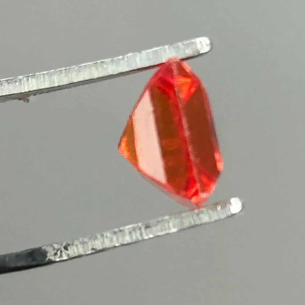 Orange Sapphire - Picture 11 of 14